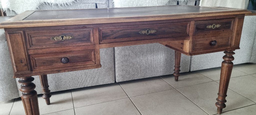 Mooie kasteelbureau, Antiek en Kunst, Antiek | Meubels | Tafels, Ophalen