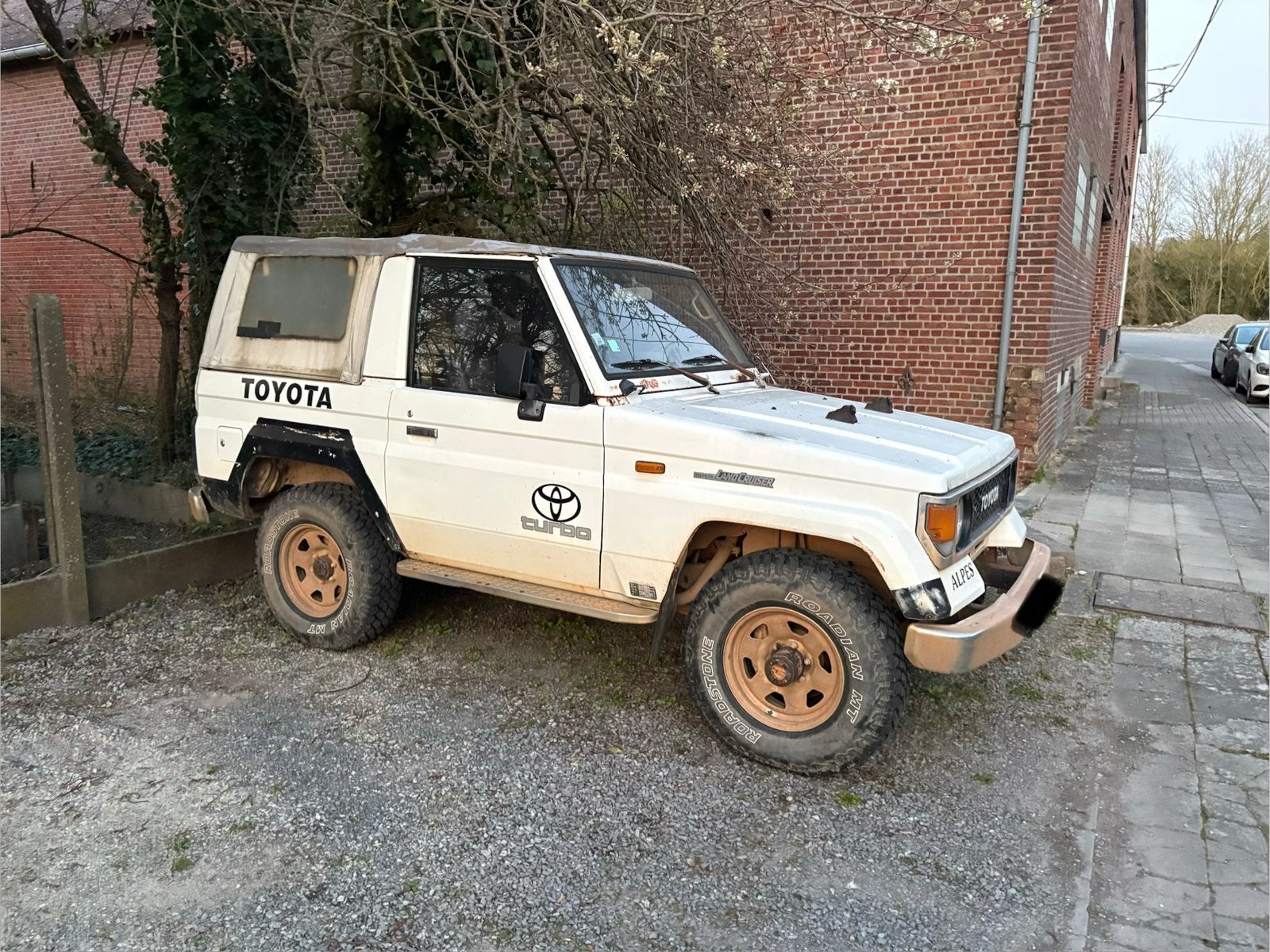 Land Cruiser Soft Top LJ70 2.4, Auto's, Particulier, 4x4, Te koop, Handgeschakeld