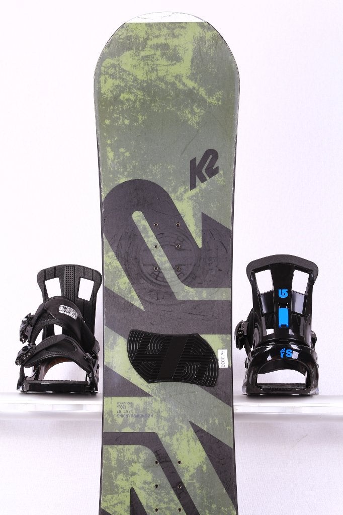 130 cm snowboard K2 EST. 87, black/green, p-tex topsheet, Sport en Fitness, Verzenden, Gebruikt, Board