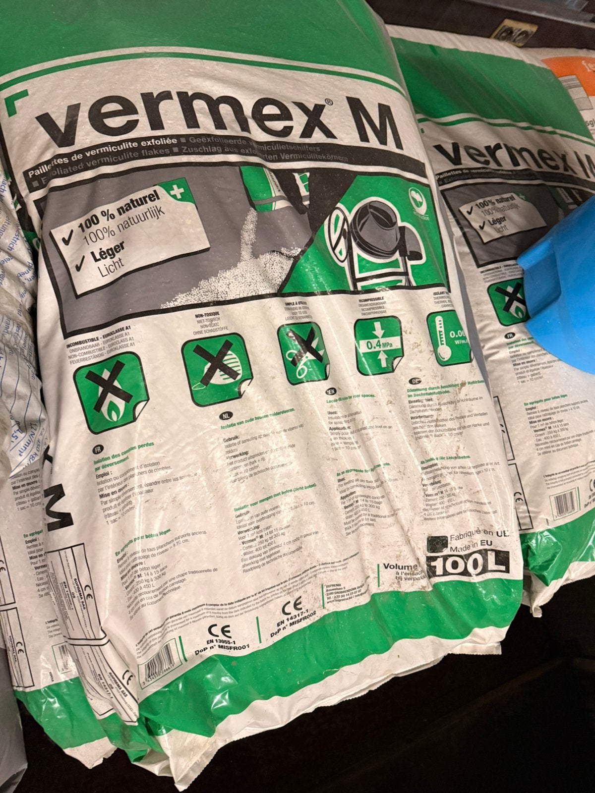 Vermiculite te koop, Ophalen