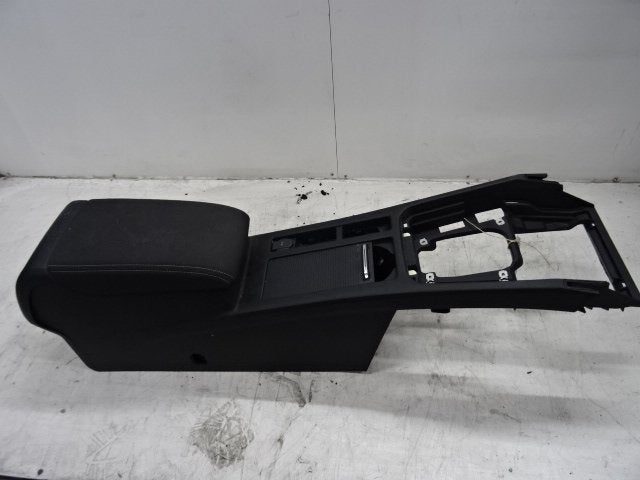 CONSOLE CENTRALE Volkswagen Passat (3G2) (01-2014/03-2024), Volkswagen, Volkswagen AG, Utilisé, Kundenbetreuung@volkswagen.de