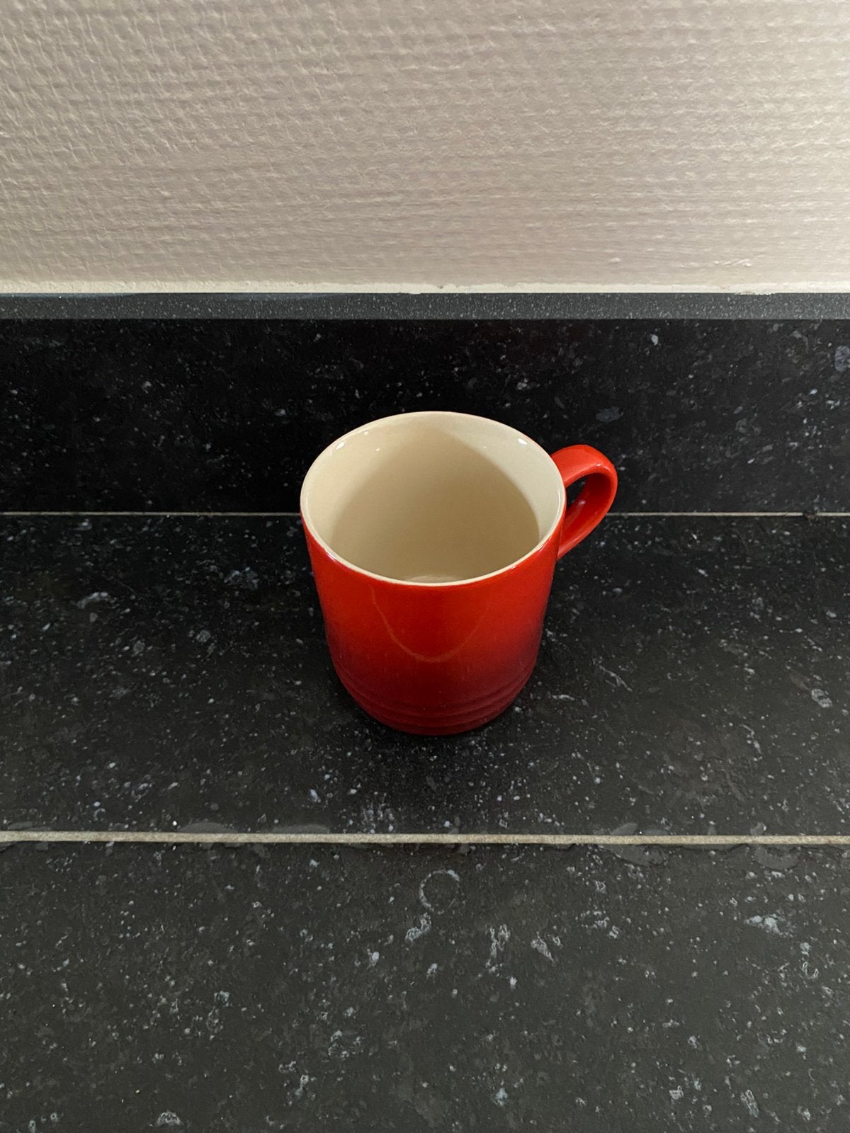 Le Creuset koffiemok, Ophalen, Le Creuset