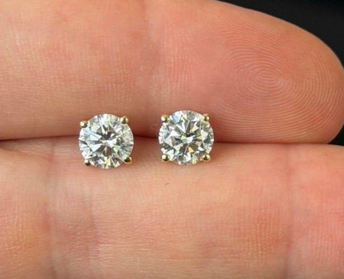 14K geel gouden oorbellen met diamant 2.02ct en certificaat!, Nieuw, Ophalen of Verzenden, Met edelsteen, Knopjes of Stekers