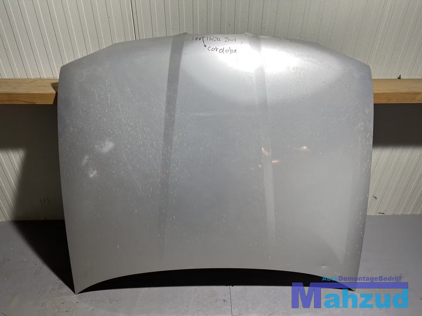 SEAT IBIZA 2 6K1 cordoba zilver motorkap 1993-2002, Autovia A-2, Km 585 585
08760  Martorell, ES, SEAT S.A., Utilisé, Customercare@seat.es