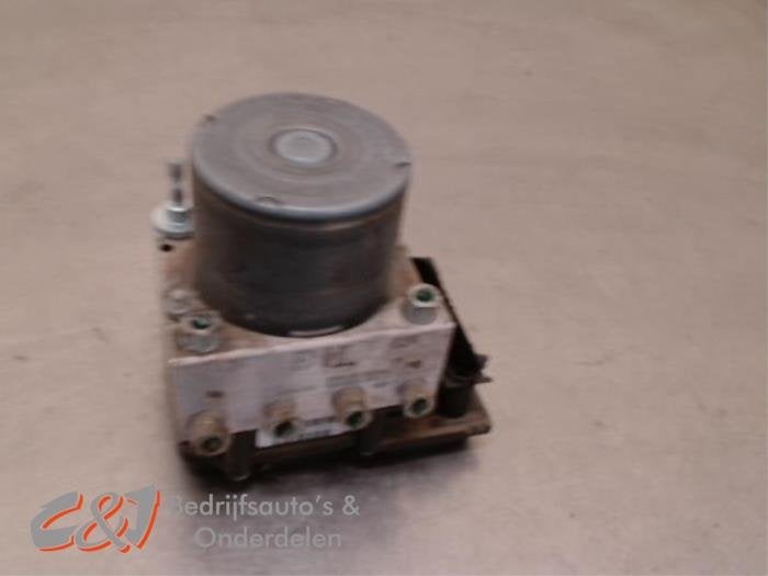 ABS Pomp van een Opel Combo, Gebruikt, -, -, Opel