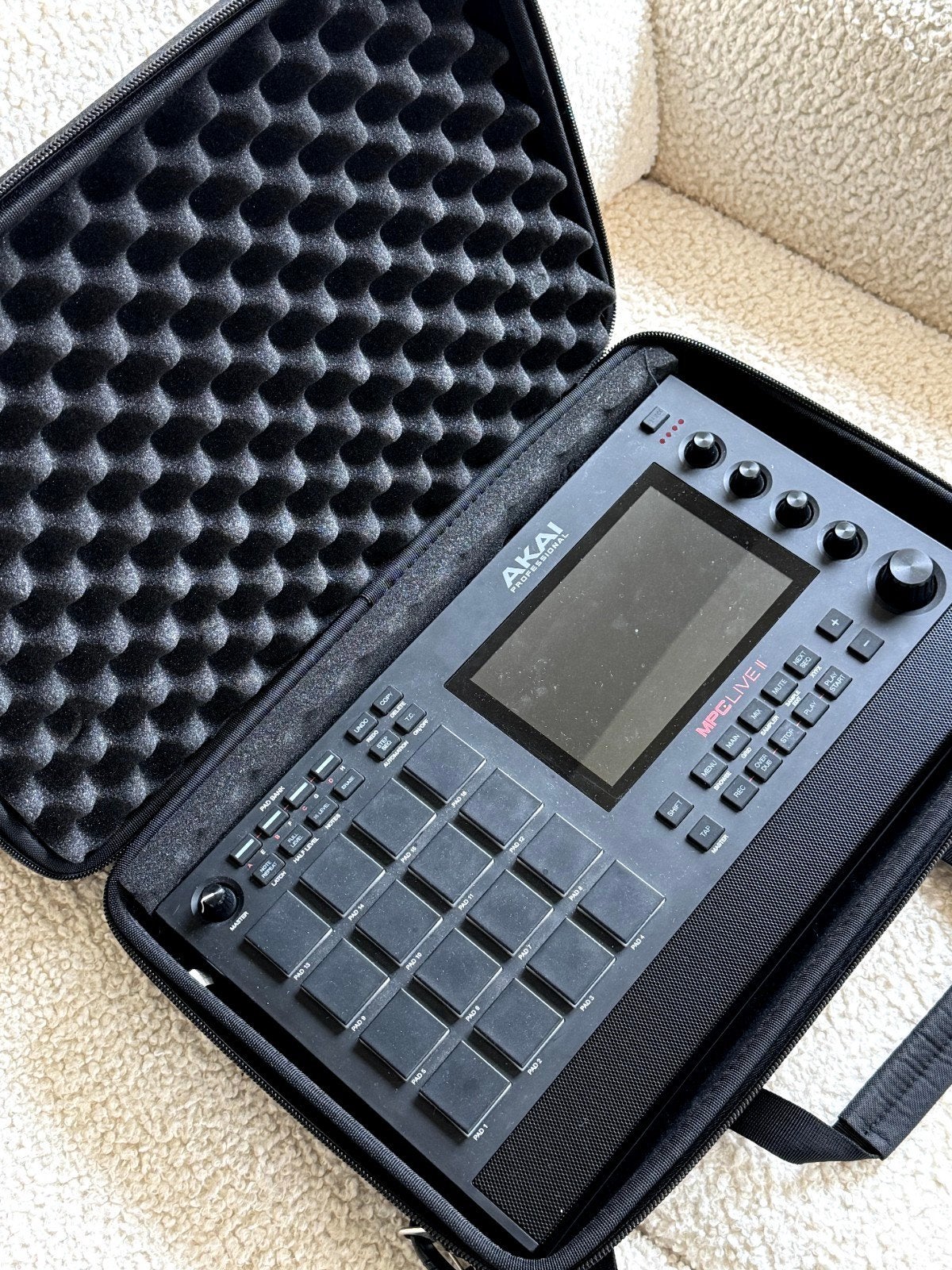 Akai MPC Live II, Muziek en Instrumenten, Ophalen, Zo goed als nieuw