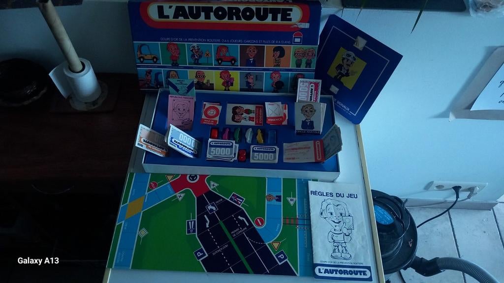 Jeu de société L'AUTOROUTE vintage état neuf!, Hobby & Loisirs créatifs