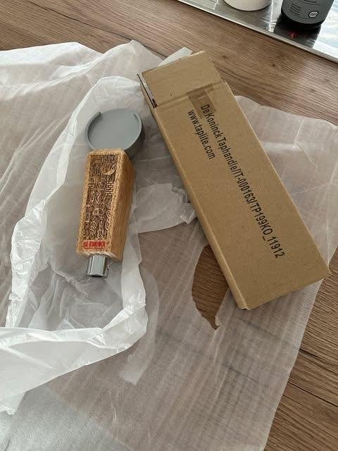 De Koninck taphandle in box, Ophalen, Nieuw, Reclamebord, Plaat of Schild, De Koninck