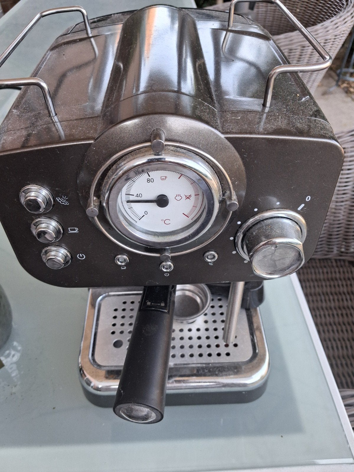 Espresso koffie machine, Enlèvement