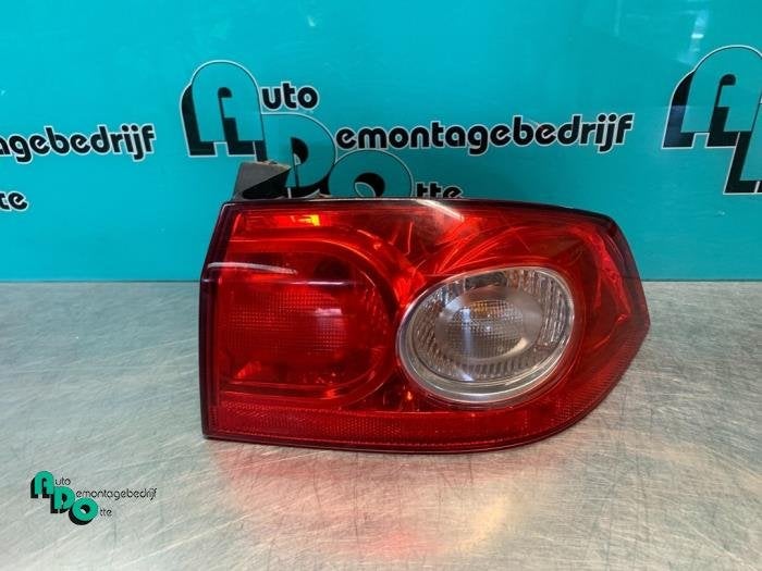 Feu arrière droit d'un Renault Laguna (Laguna 01-), Renault, -, 3 mois de garantie, Utilisé