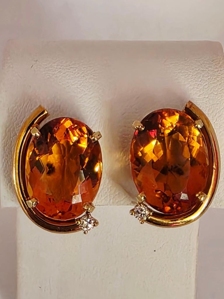 Gouden oorclips met Madeira citrienen en diamanten, Ophalen of Verzenden, Zo goed als nieuw, Met edelsteen, Knopjes of Stekers