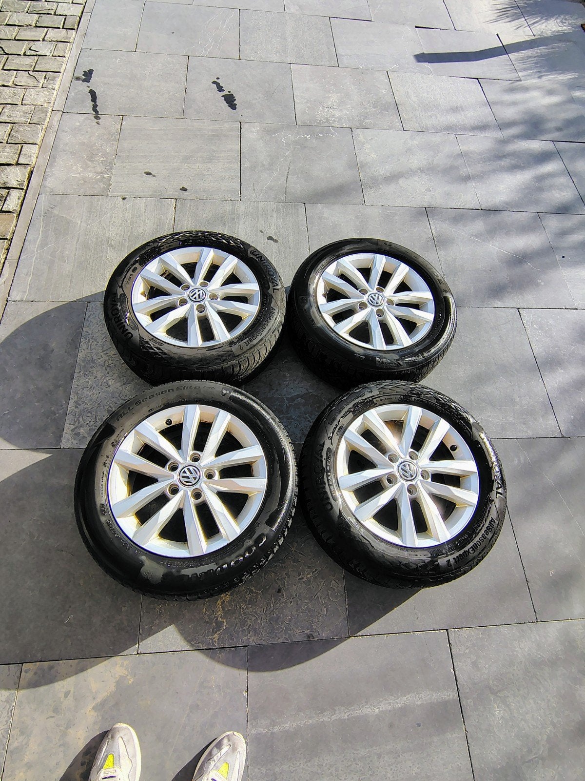4 Jantes OEM VW Trondheim 16" + Pneus Hiver (Touran, Passat,, Autos : Pièces & Accessoires, Pneus & Jantes, Enlèvement, 16 pouces