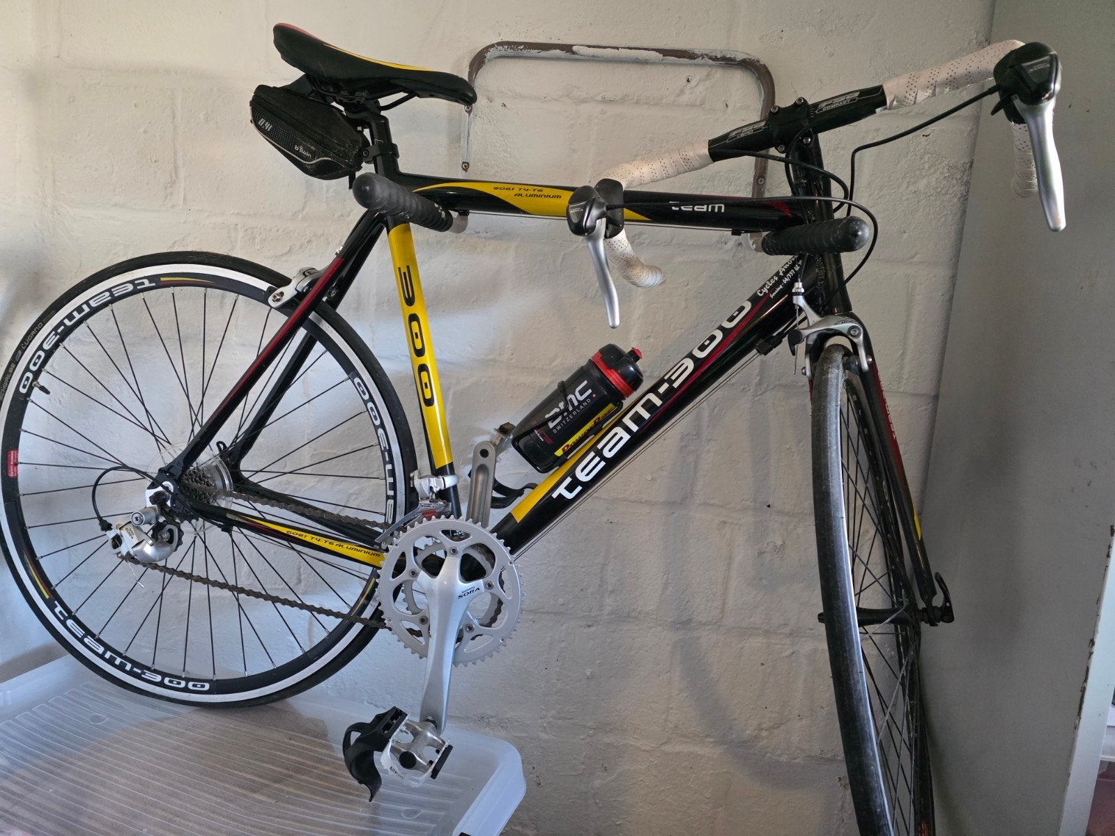 vélo team 300, Enlèvement