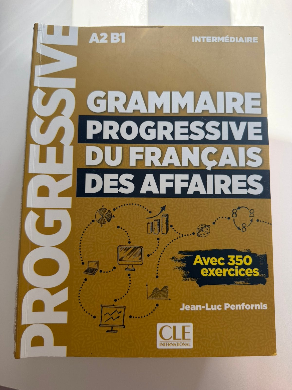 Grammaire progressive du français des affaires, Ophalen of Verzenden, Zo goed als nieuw