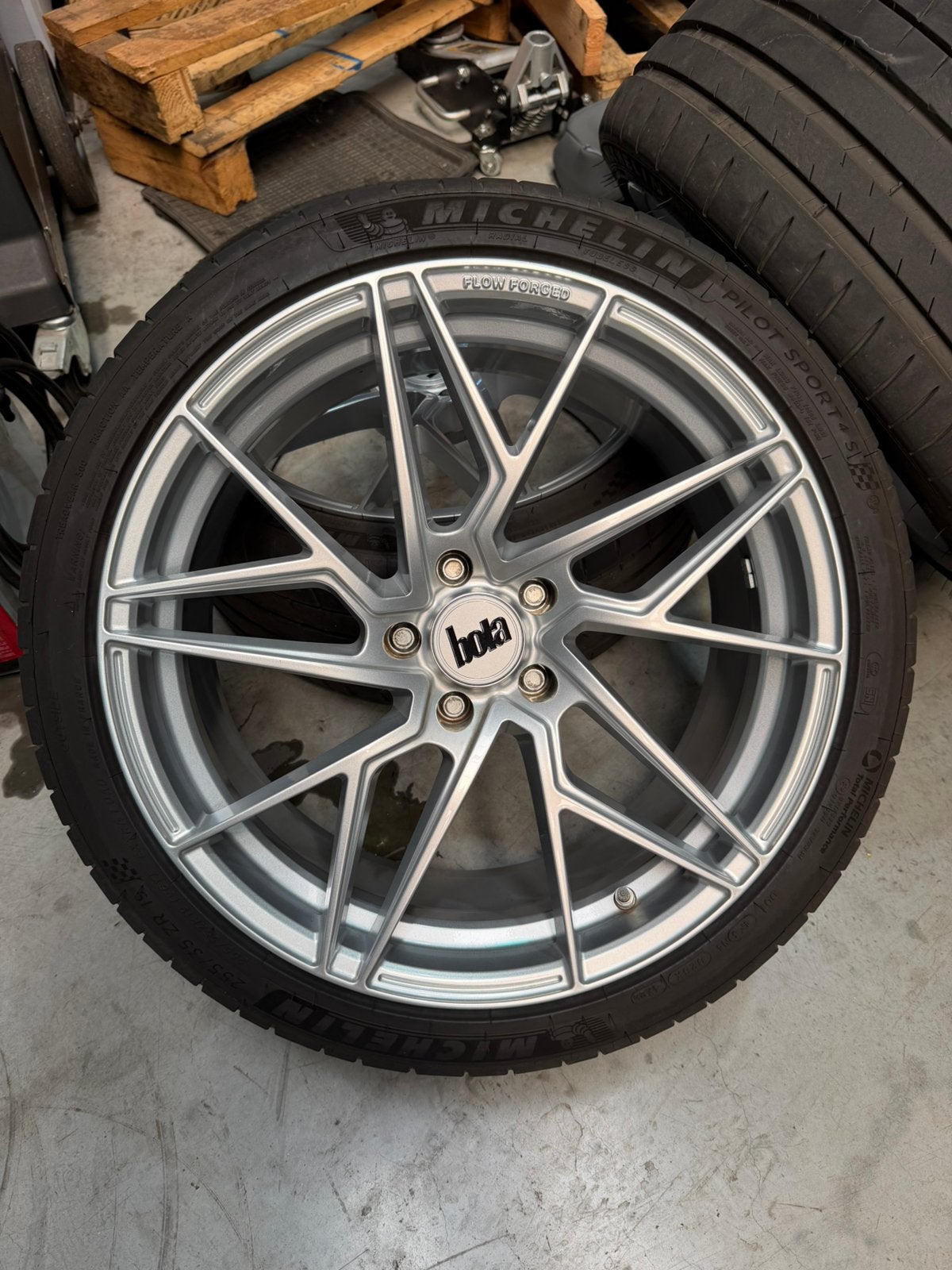 Mercedes velgen e63, Neuf, Véhicule de tourisme, Pneu(s), Autre