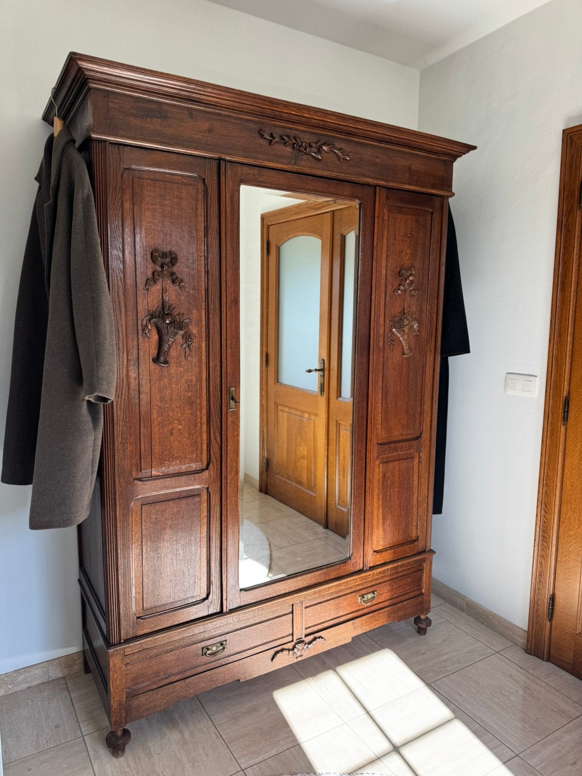 Authentieke kast, Antiek en Kunst, Antiek | Meubels | Kasten, Ophalen