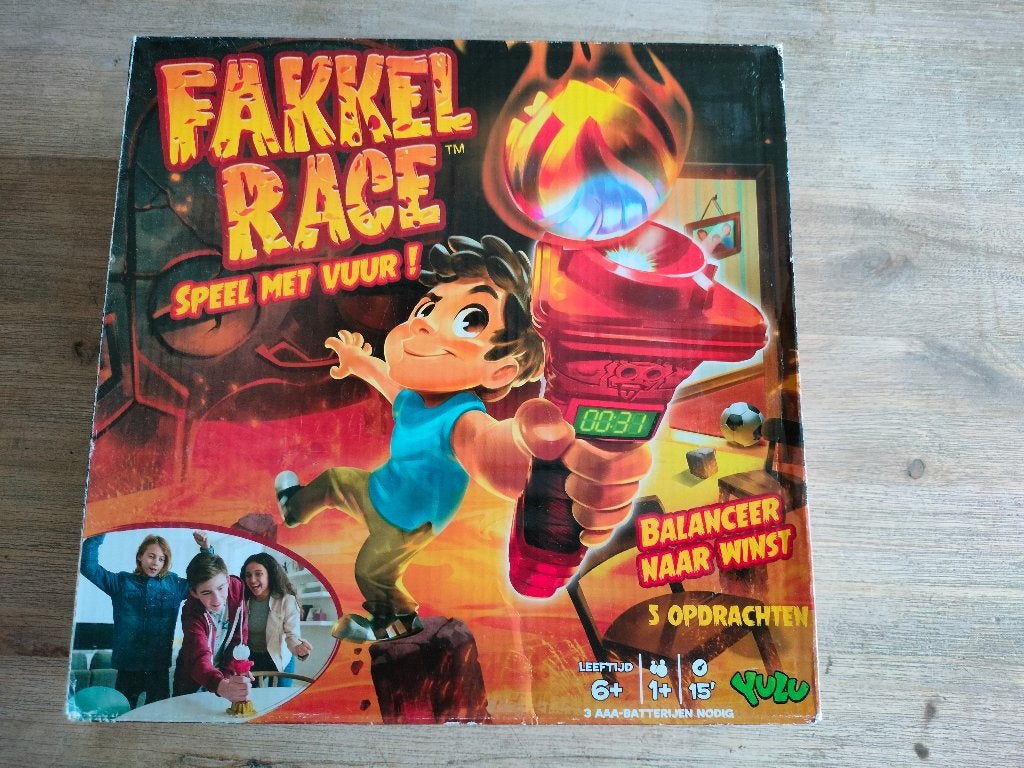 Fakkel Race: Actief behendigheidsspel, Ophalen, Gebruikt, Jongen of Meisje