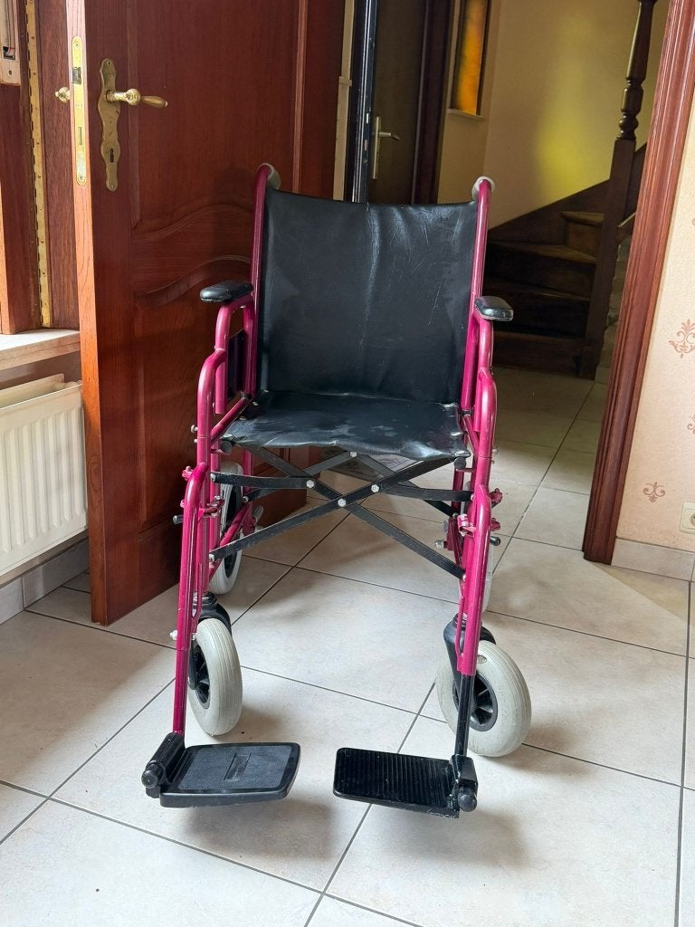 Chaise roulante, Divers, Chaises roulantes, Enlèvement, Comme neuf, Fauteuil roulant à pousser