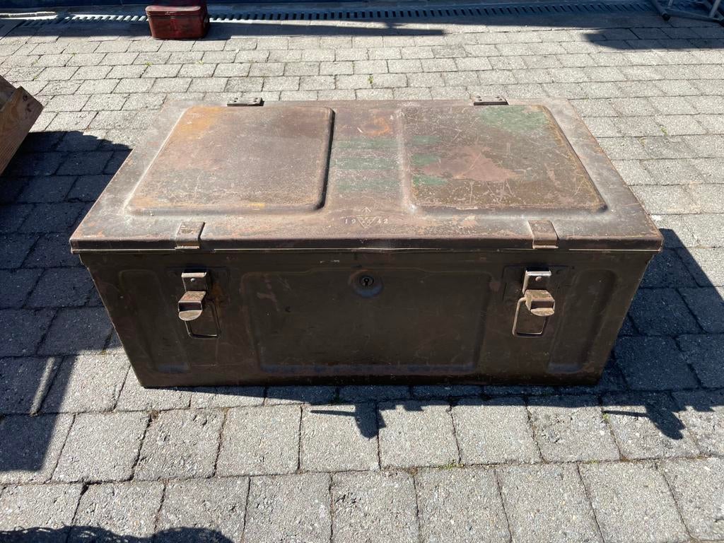 Metalen koffer kist 1942, Ophalen, Marine