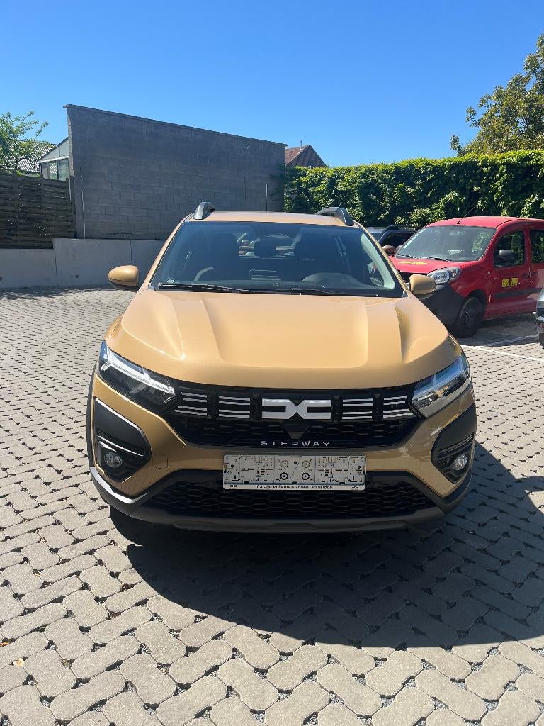 Dacia Sandero Stepway TCE 90 Expression, Auto's, Stof, Geel, 5 deurs, SUV of Terreinwagen