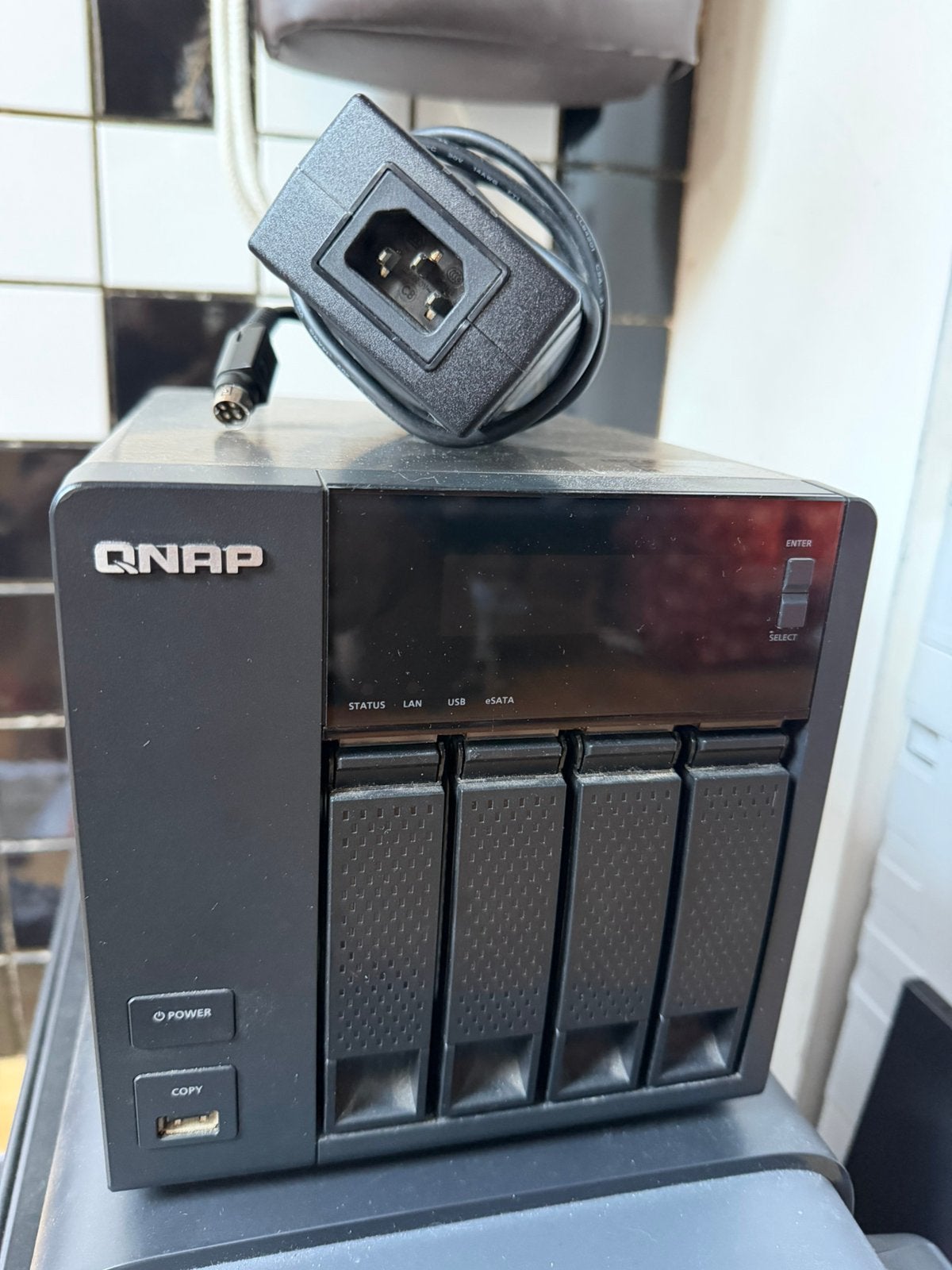 NAS QNAP TS-419P+, Computers en Software, Ophalen, Gebruikt