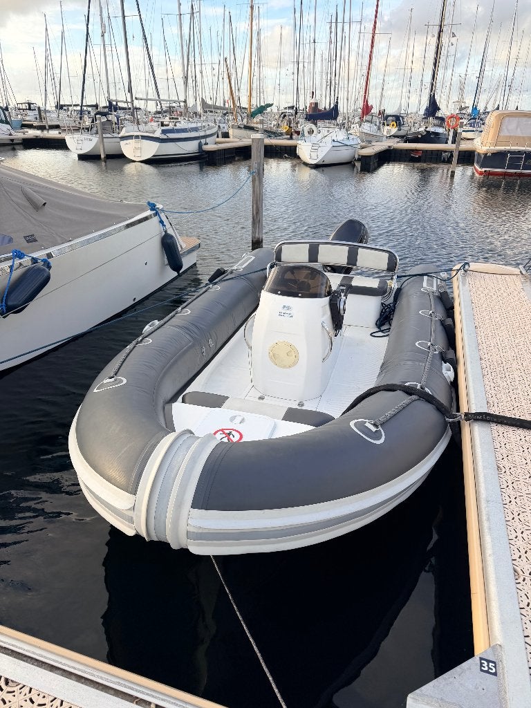 Falcon 520 RIB + geremde RIBA trailer – Uitstekende staat, Watersport en Boten, Motorboten en Motorjachten, Gebruikt, Buitenboordmotor
