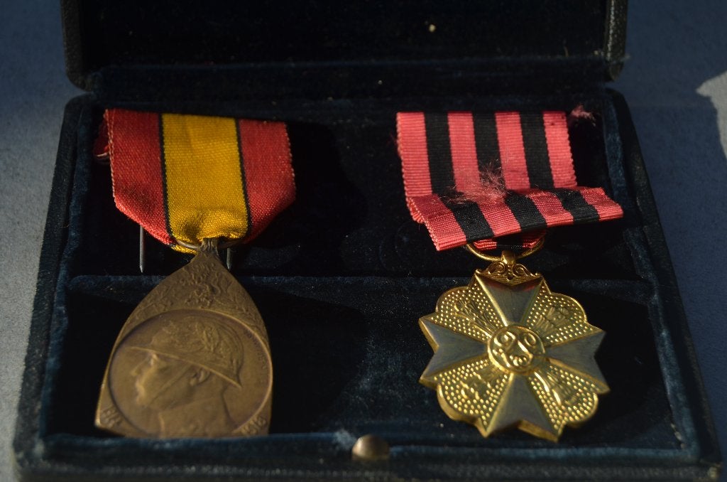 Herinneringsmedaille 1914 - 1918 + Bel. Burg. Ereteken, Ophalen of Verzenden, Landmacht, Lintje, Medaille of Wings