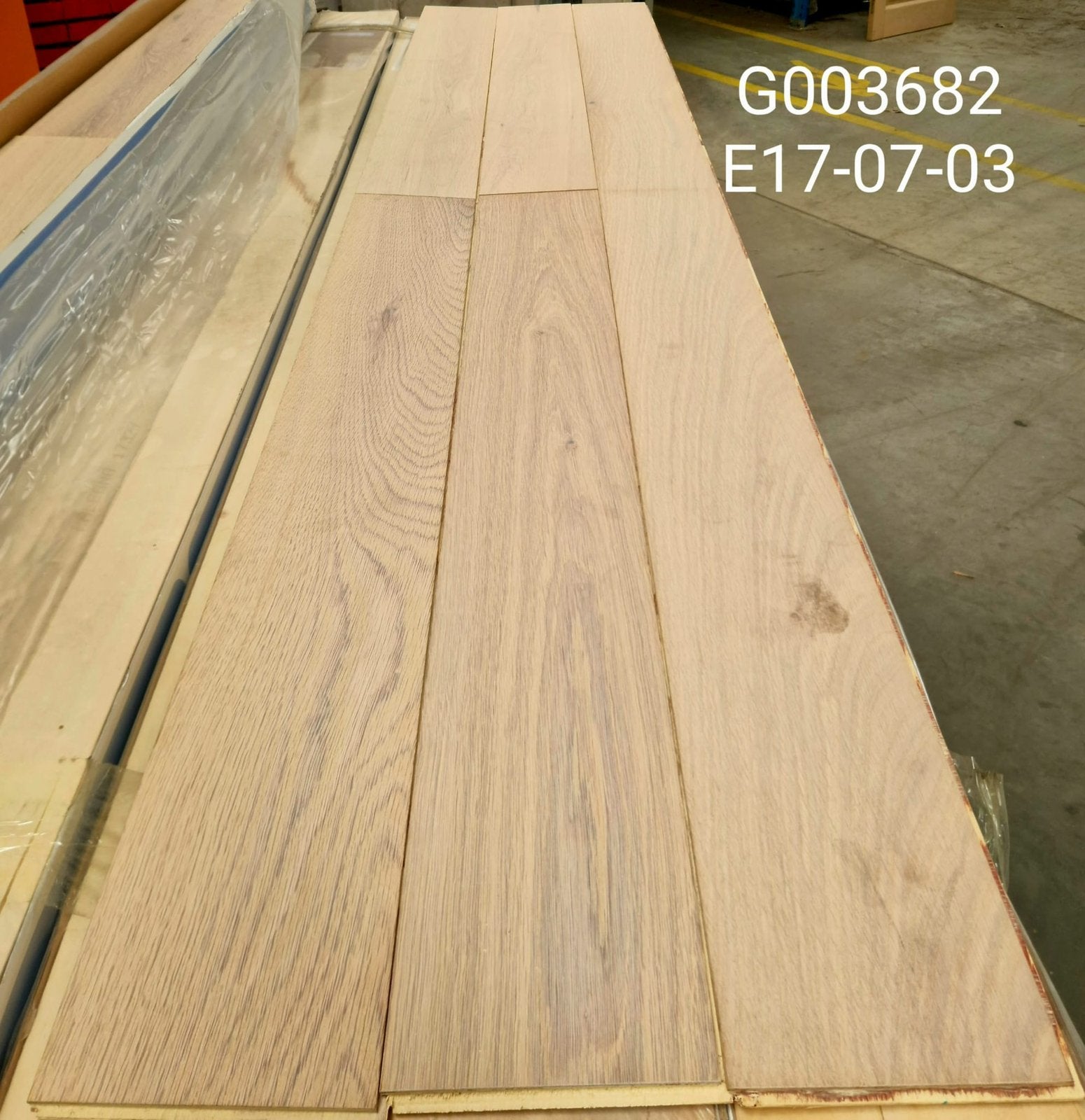Plancher en planches multicouches Balance La Legno, traité, Maison & Meubles, Enlèvement, Neuf, Parquet
