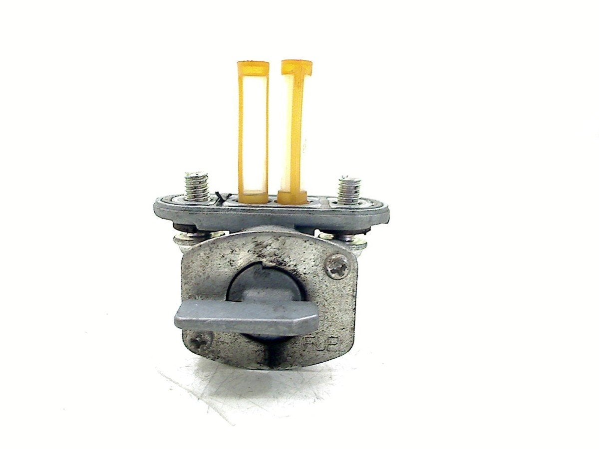 BENZINE KRAAN Yamaha XVS 1300 (01-1970/-), Motoren, Yamaha Motor Europe N.V., Gebruikt, Customersupport@yamaha-motor.co.uk, Koolhovenlaan 101
1119 NC  Schiphol-Rijk, NL