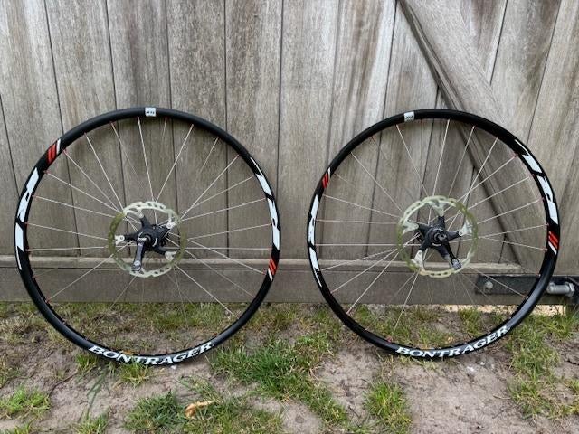 Mtb set wielen 26 inch Bontrager, Zo goed als nieuw, Bontrager, Aluminium, Mountainbike