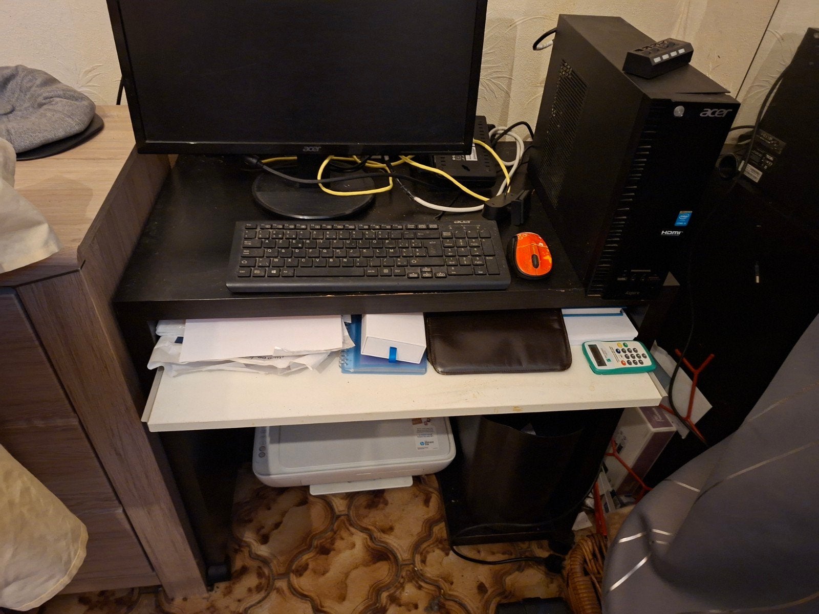 Pc complet avec imprimante et meuble, Enlèvement