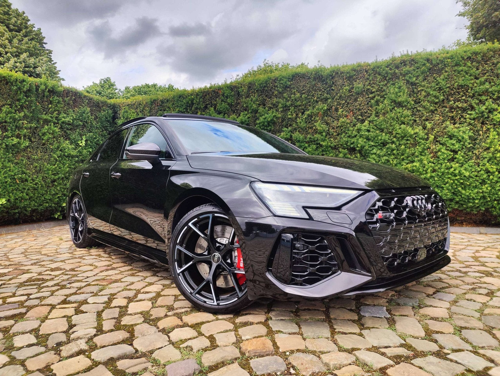 Audi RS3 RS3 Sedan 2.5 TFSI Quattro S tronic (automatique), Autos, Cuir, Achat, 2480 cm³, 1645 kg