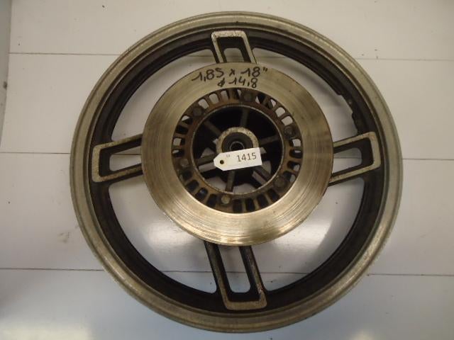 Velg D1-33575, Motoren