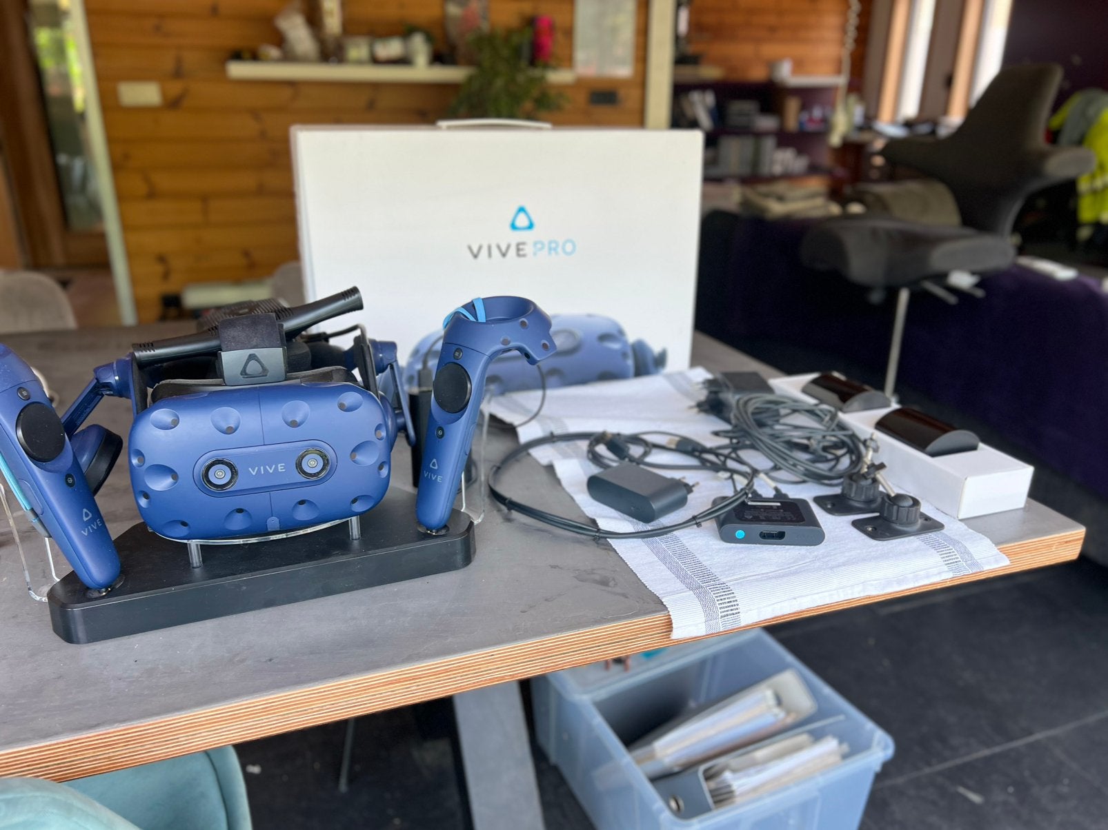 HTC Vive Pro VR-set – Volledig + Wireless + Doos, Enlèvement, Comme neuf
