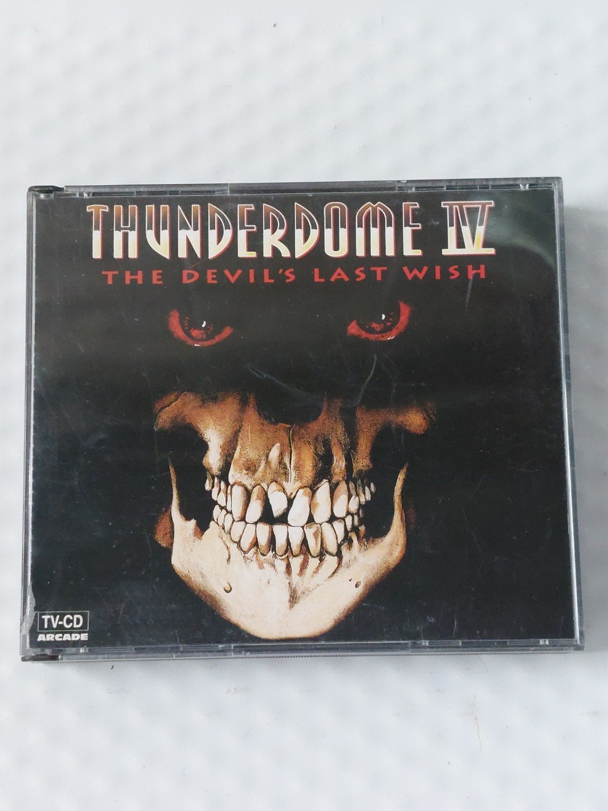 THUNDERDOME IV, Envoi