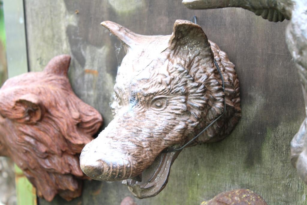 tête de loup , buste en fonte murale ., Jardin & Terrasse, Décoration murale de jardin, Neuf, Enlèvement ou Envoi