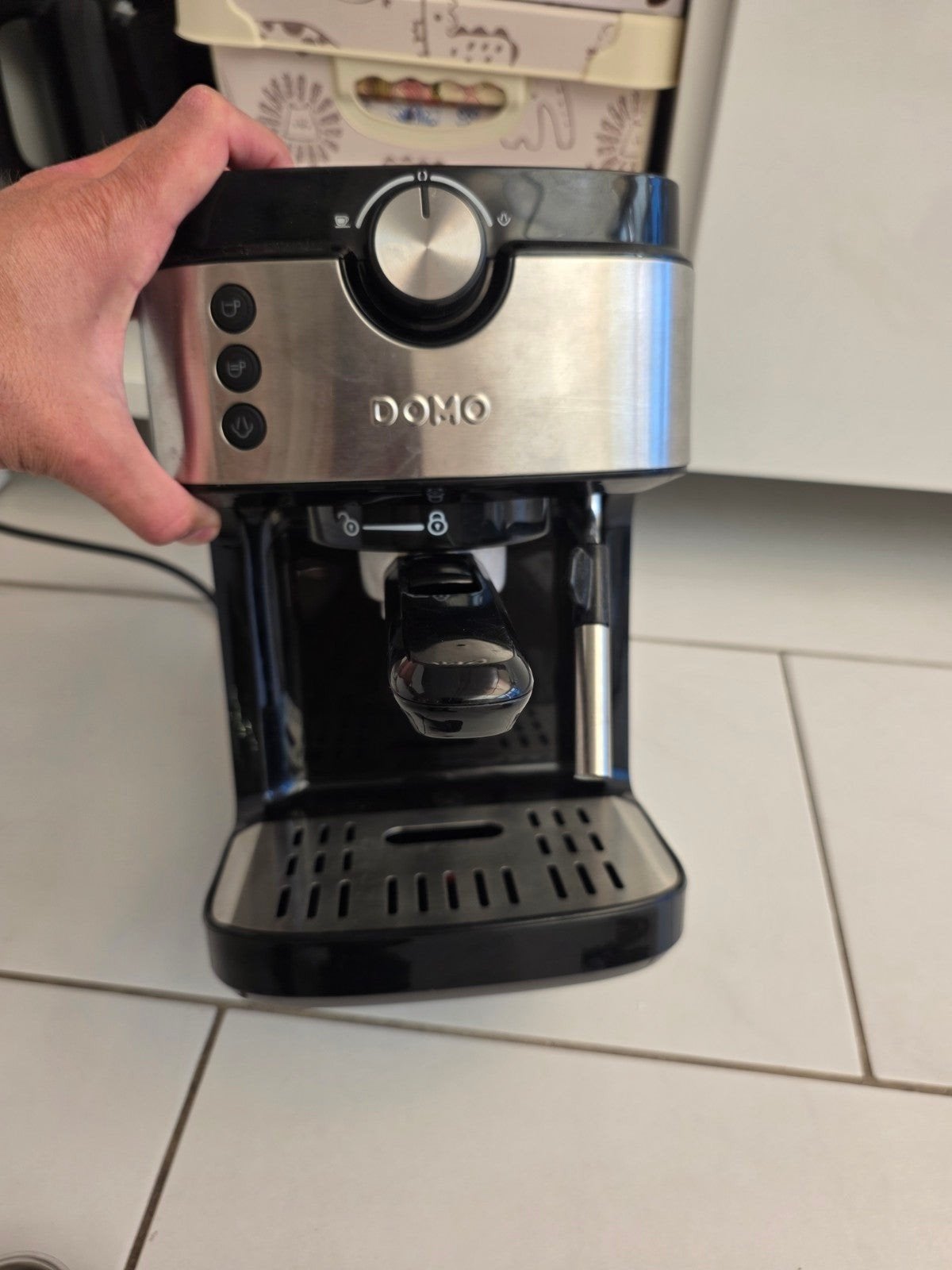 DOMO DO711K espressomachines

DOMO Espressomachine, 19 bar
O, Gebruikt, Espresso apparaat, Gemalen koffie, Ophalen of Verzenden