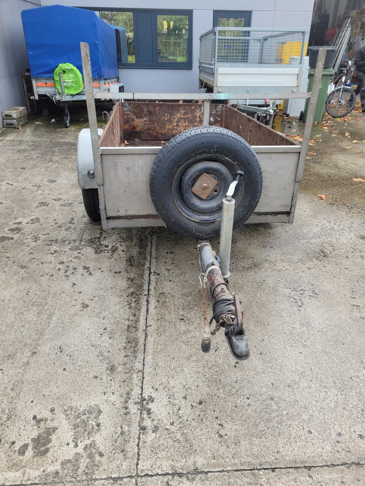 Aanhangwagen 220  120 cm met reservewiel en neuswiel, Enlèvement