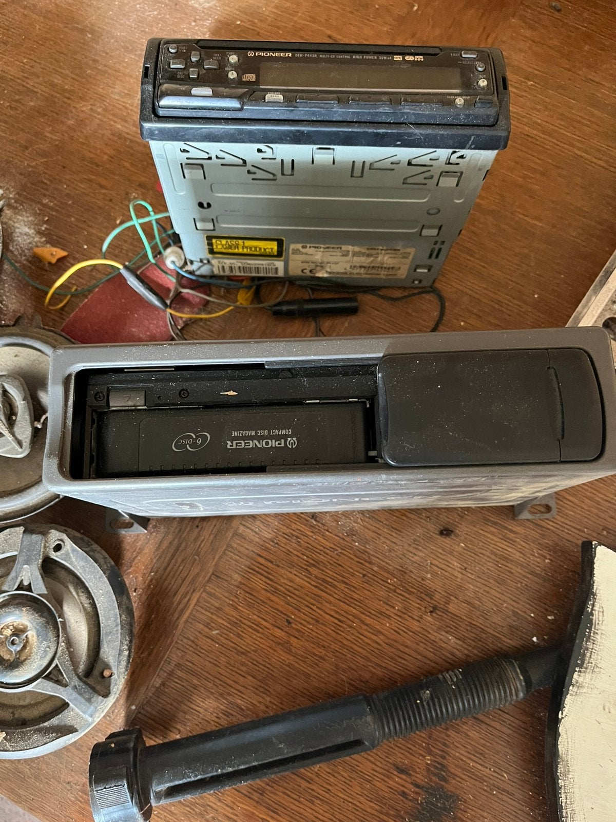 Pioneer auto radio en 6 cdwisselaar vier x box 100 w, Ophalen, Zo goed als nieuw