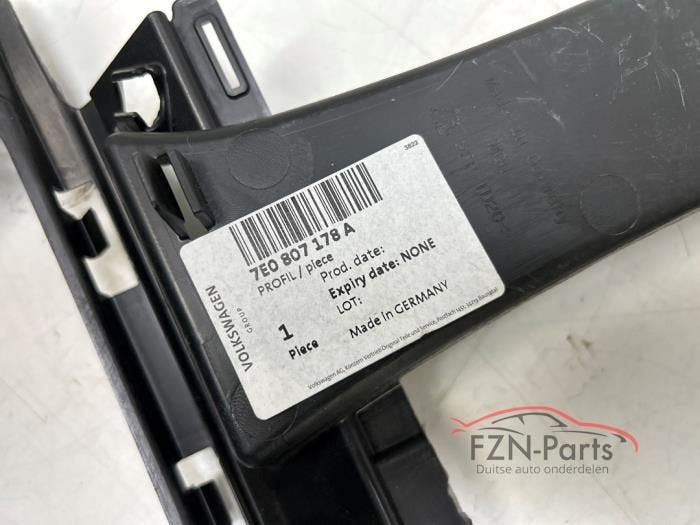 VW Transporter T5 T6 Bumper frame hoeken links rechts (7E080, Enlèvement ou Envoi, Utilisé, Pare-chocs