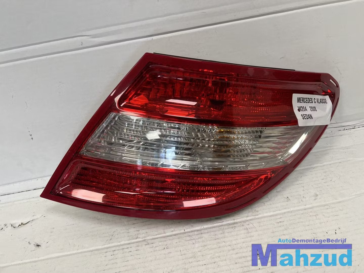 MERCEDES C KLASSE W204 Sedan rechts achterlicht 2007-2014, Gebruikt, Mercedes-Benz AG, Mercedes-Benz, Mercedesstrasse 120
70372  Stuttgart, DE