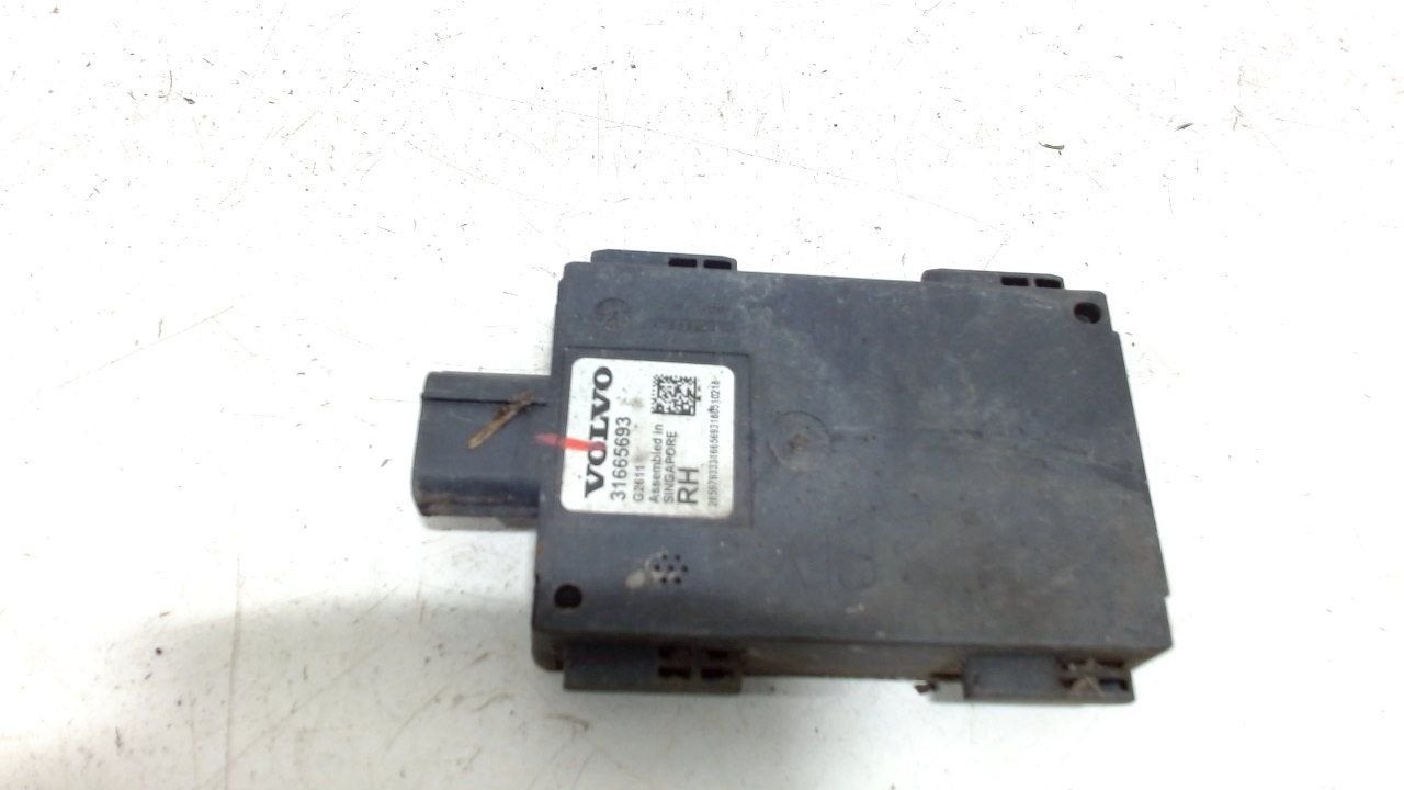 Sensor diversen Volvo V90, Onderdelen@venauto.nl, Van der Ven Autorecycling B.V., Ettenseweg 76, 4706 PB Roosendaal, The Netherlands