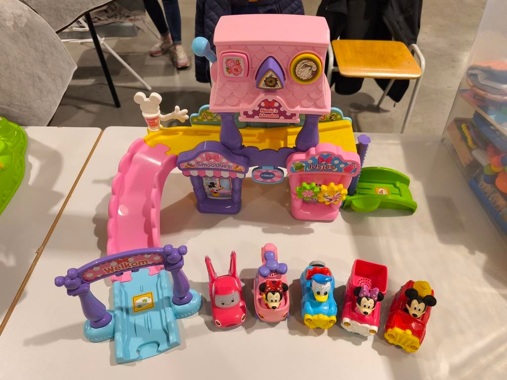 Vtech ijssalon disney + auto's, Enlèvement