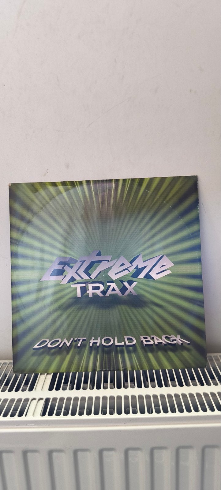Extreme Trax Don't hold back, Enlèvement