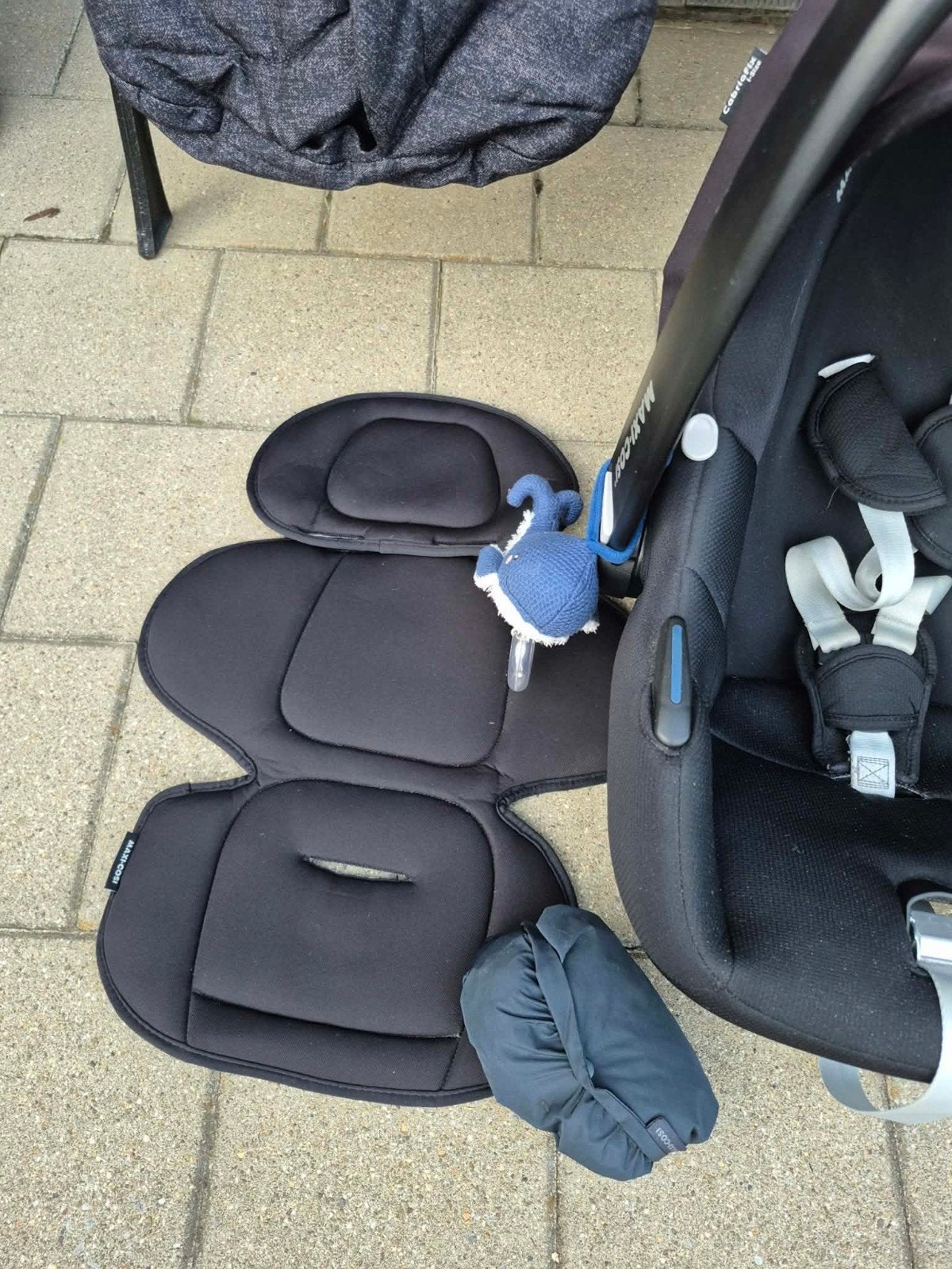 maxi cosi met verkleinzitje, hoezen, regenhoes en voetzak vo, Kinderen en Baby's, Autogordel, Ophalen of Verzenden, Zo goed als nieuw