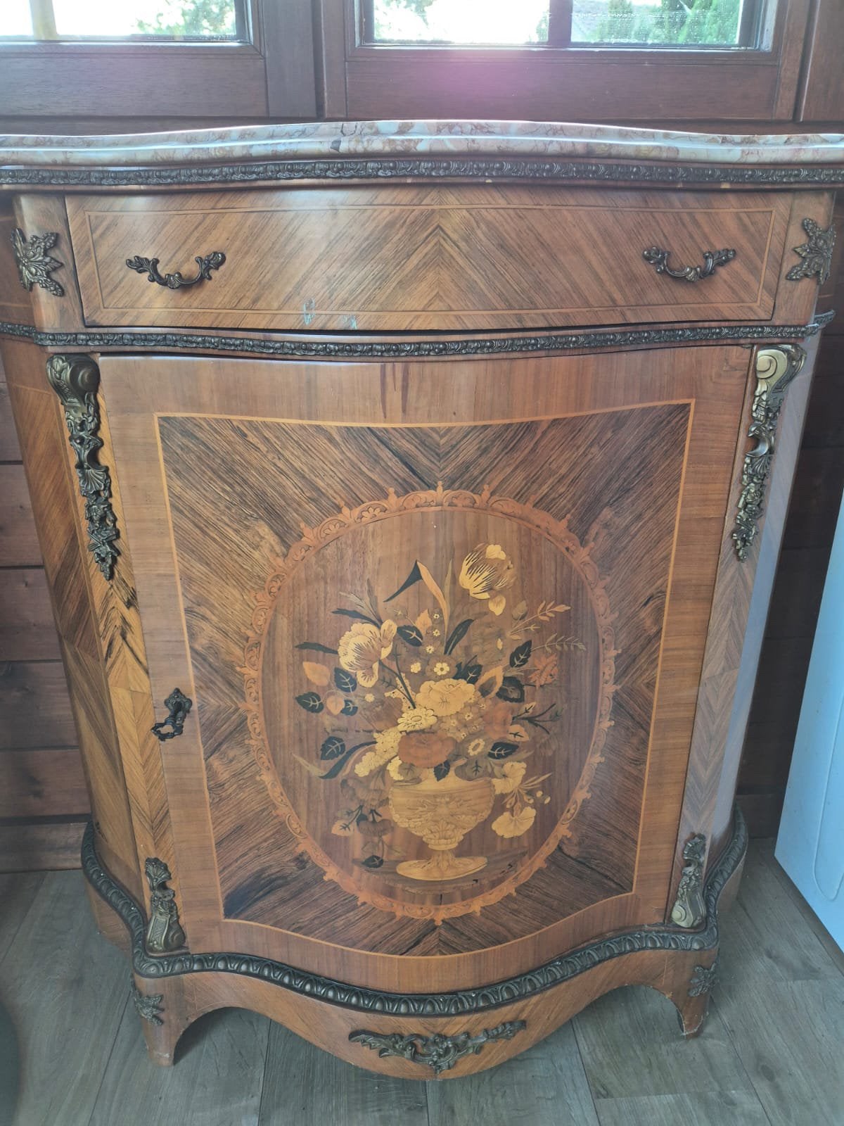 Commode « Demi-Lune » de style Louis XVI français, Antiquités & Art, Enlèvement