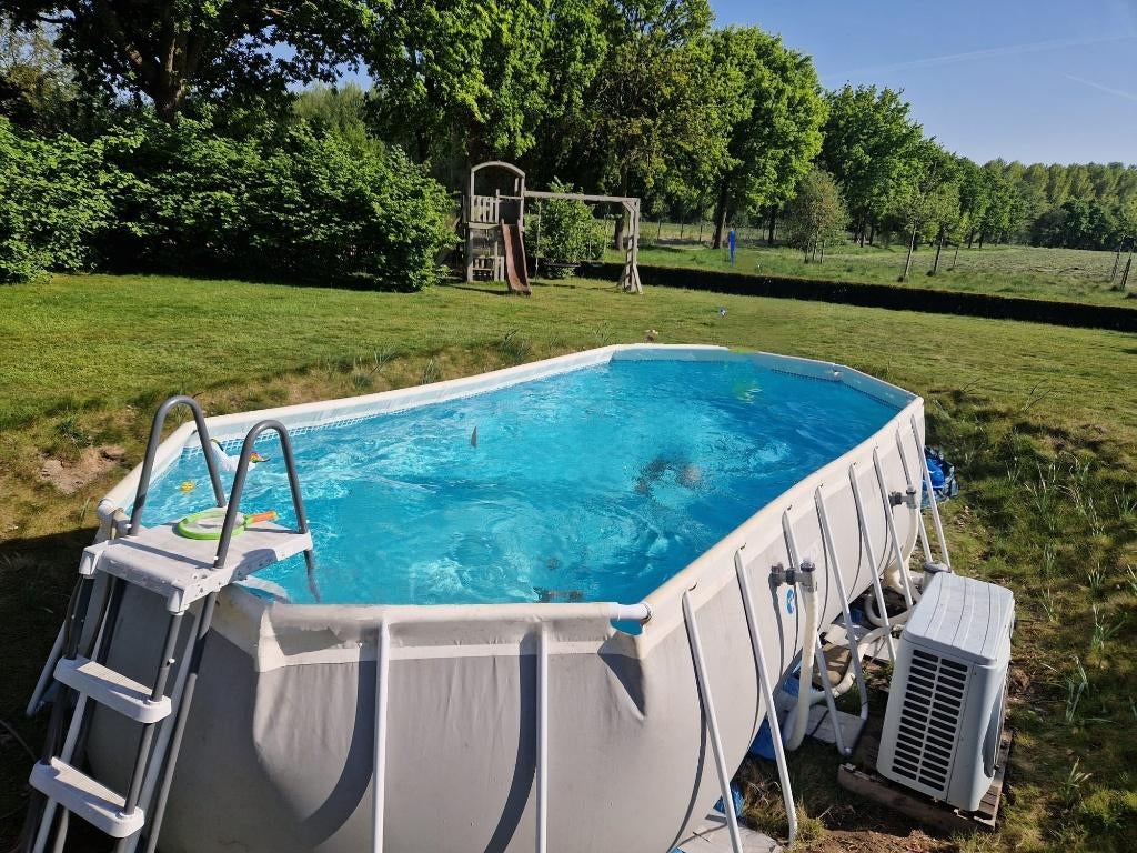 Groot Intex zwembad met krachtige warmtepomp, Tuin en Terras, Gebruikt, 300 cm of meer, Ovaal, Ophalen