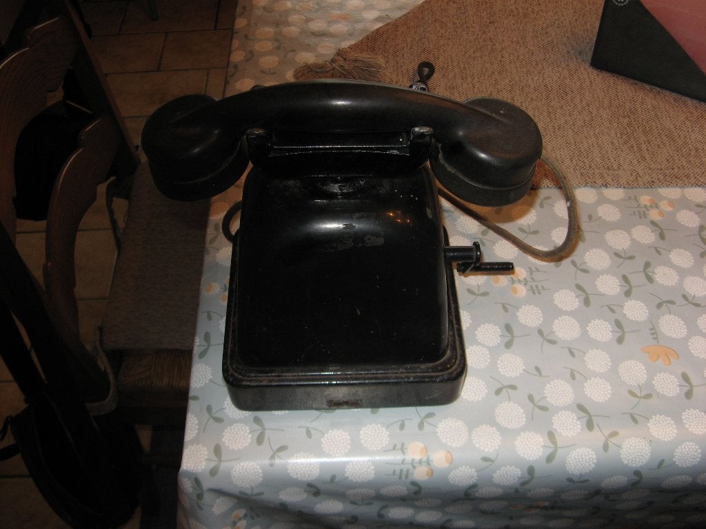 Atea Magneto telefoon ca 1920 uit   Belgie, Ophalen of Verzenden