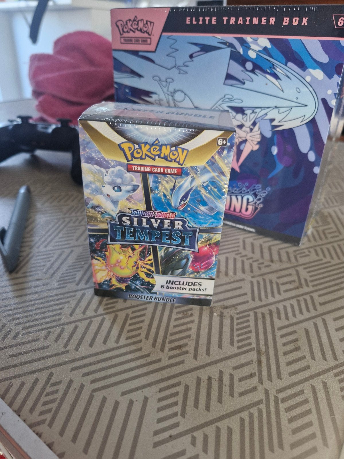 Lot de boosters Pokémon Sword & Shield Silver Tempest Scellé, Enlèvement ou Envoi, Neuf, Booster box