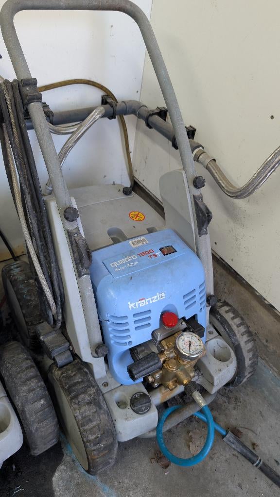 Quadro 1200 TS, Électrique, Avec pression d'eau réglable, Enlèvement, Utilisé